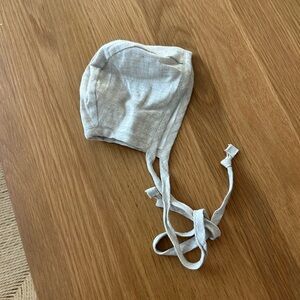 Briar Baby linen bonnet